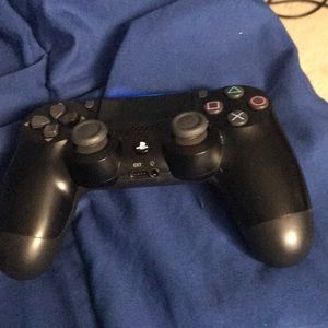 PlayStation 4 controller